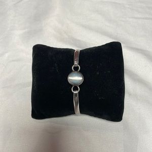 925 sterling silver bracelet with grey moonstone.